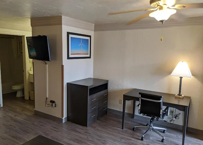 Atrium Inn