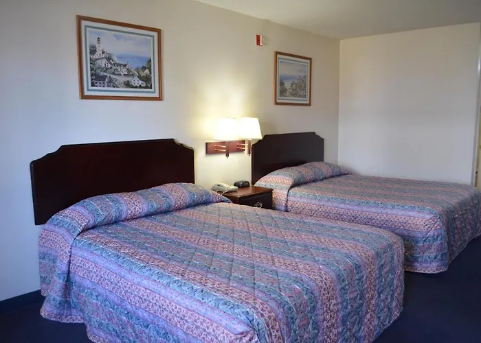 American Inn And Suites White Hall