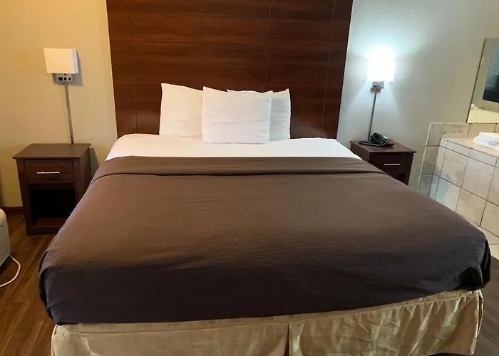 Governors Inn Shelby