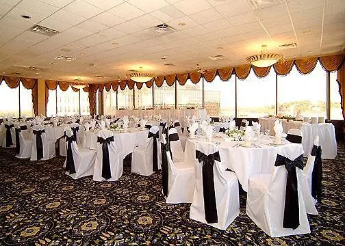 Clarion Hotel & Conference Center