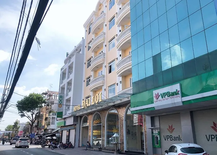 Ngoc May - Dai Loi Hotel