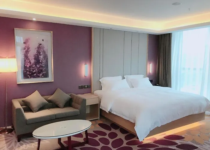 Lavande Hotel Mianyang Santai North Passenger Transport Center Binjiang Park