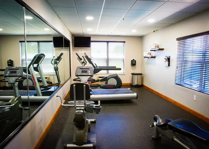 Country Inn & Suites By Radisson, Burlington Elon , Nc