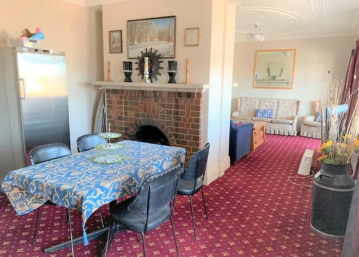 Ranfurly Hotel