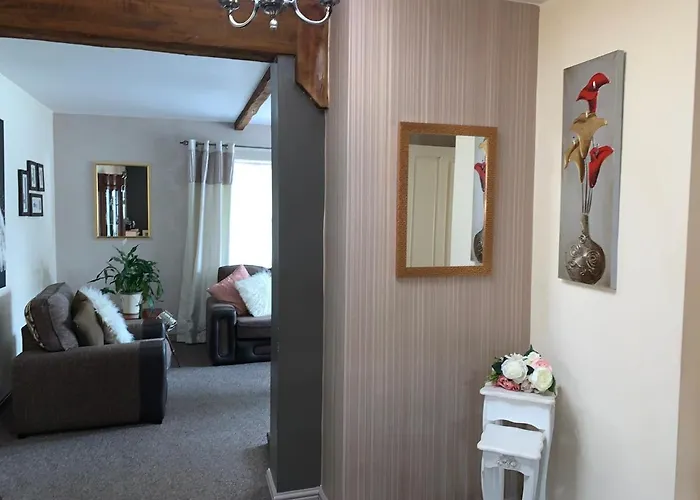Dimple Well Lodge Hotel