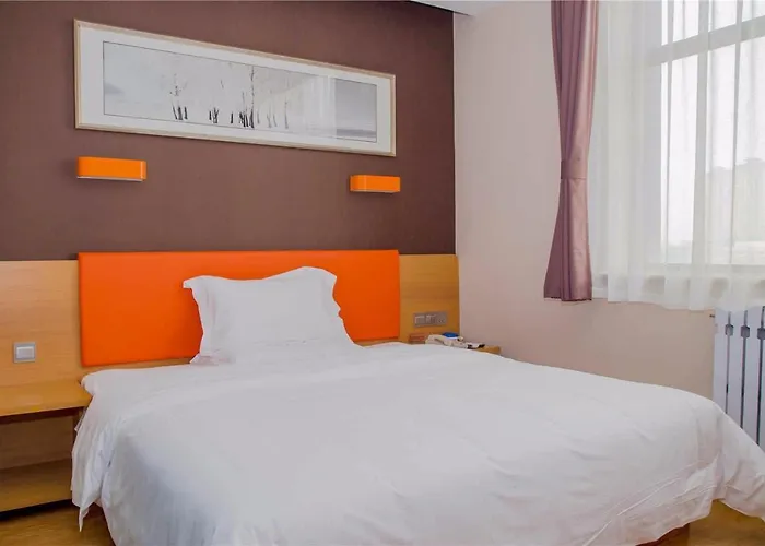 7Days Premium Shijiazhuang East Railway Station Shenghe Square Branch