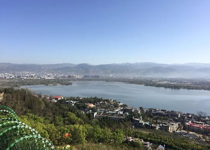 7Days Premium Xichang Torch Plaza Qionghai Wetland Park Branch