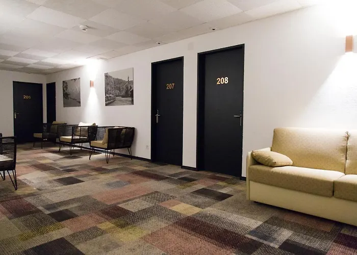 Enjoy 1313Ag Hotel Touring