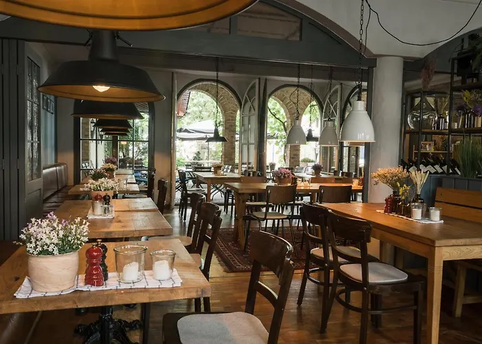 Gasthaus & Hotel Bischoff