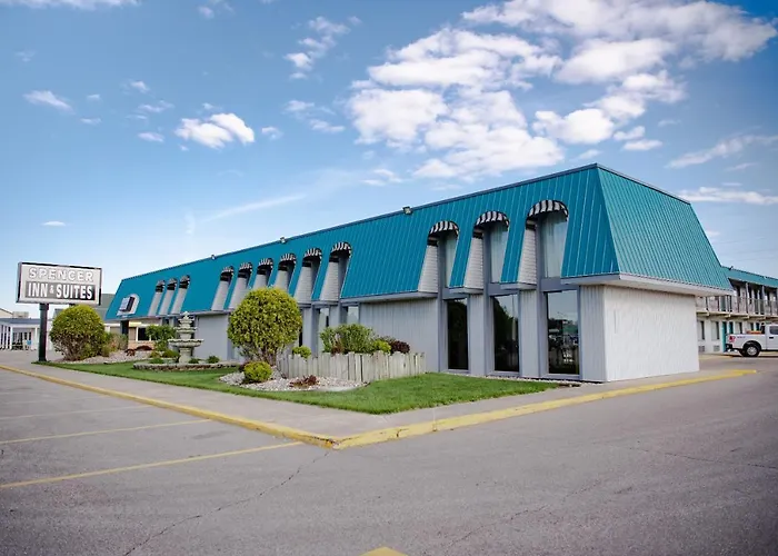 Spencer Inn & Suites